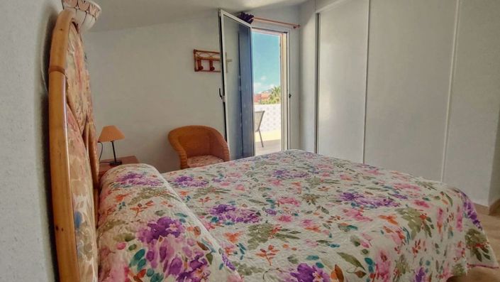 Image No.22-3 Bed Maisonette for sale