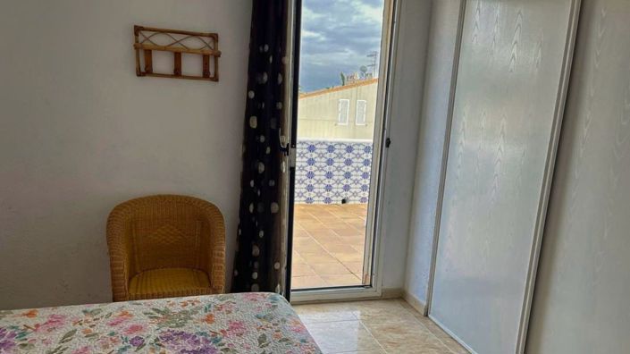 Image No.23-3 Bed Maisonette for sale