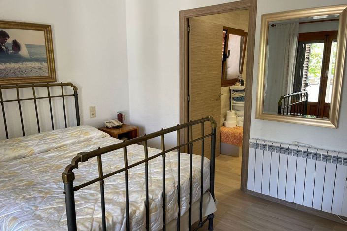 Image No.27-5 Bed Villa for sale