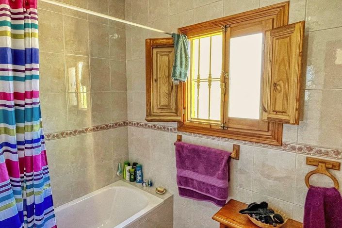 Image No.11-3 Bed Villa for sale