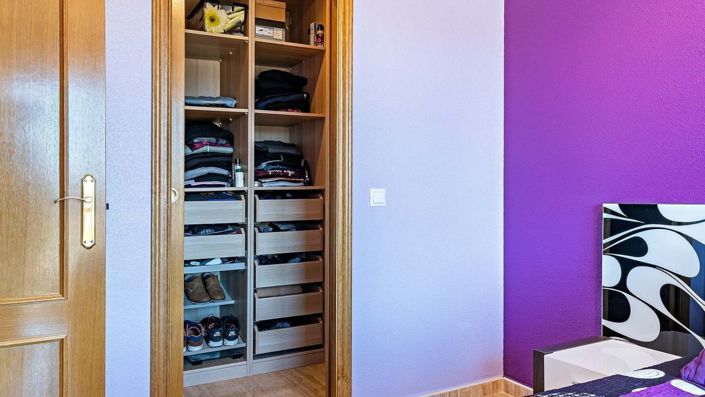 Image No.24-4 Bed Semi-Detached for sale