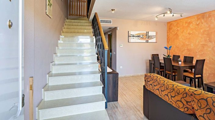 Image No.7-4 Bed Semi-Detached for sale