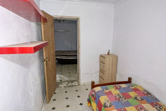 Image No.12-4 Bed Townhouse for sale