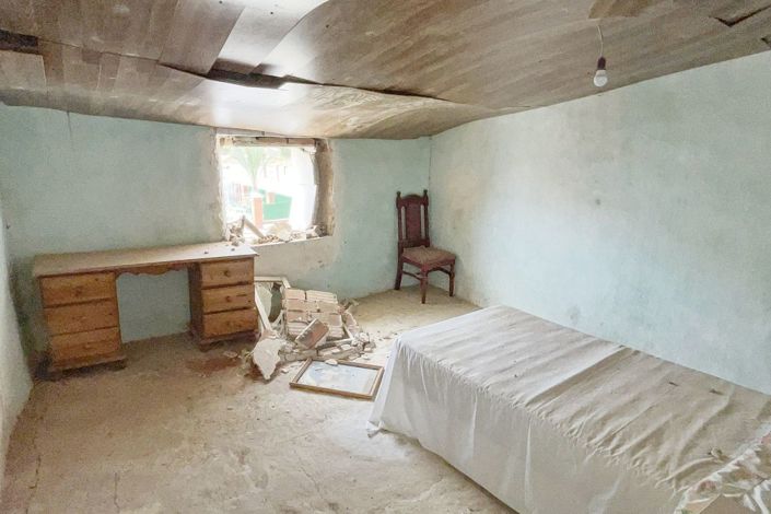 Image No.16-4 Bed Townhouse for sale