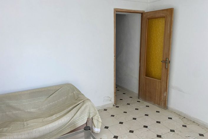 Image No.3-4 Bed Townhouse for sale