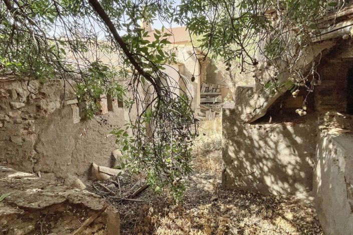 Image No.37-4 Bed Townhouse for sale