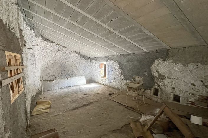 Image No.18-3 Bed Country Property for sale