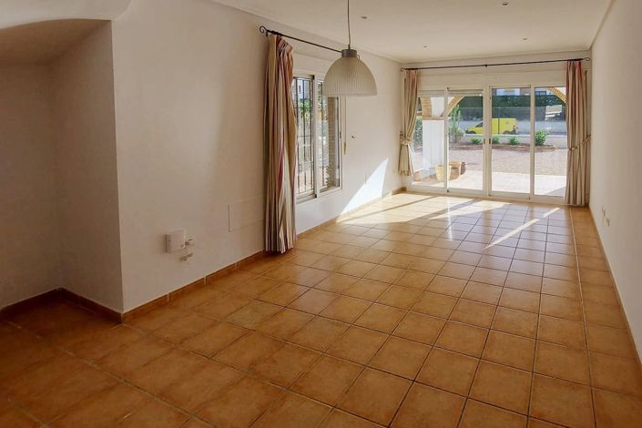 Image No.12-3 Bed Villa for sale