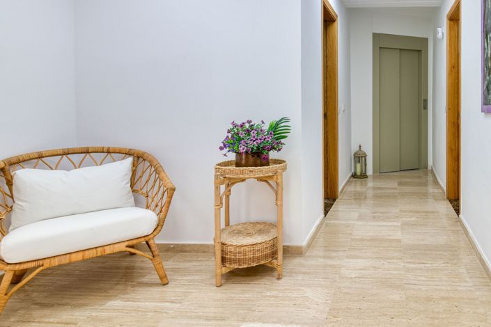 Image No.18-4 Bed Villa for sale