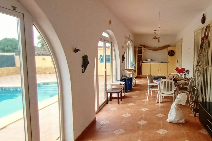 Image No.2-3 Bed Villa for sale