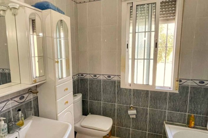 Image No.11-3 Bed Villa for sale