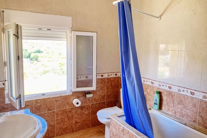 Image No.18-3 Bed Villa for sale