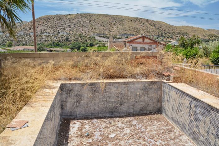 Image No.23-3 Bed Villa for sale