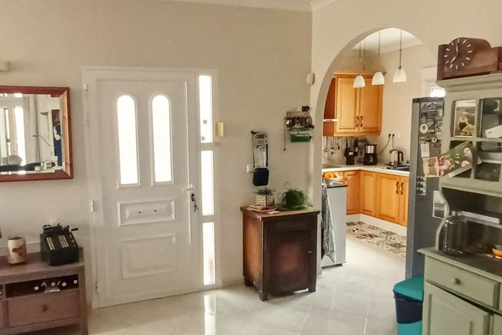 Image No.3-3 Bed Villa for sale