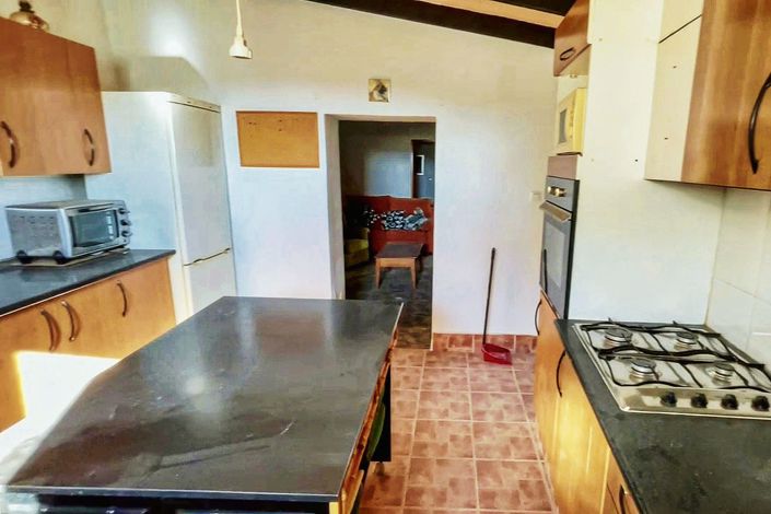 Image No.12-2 Bed Country Property for sale