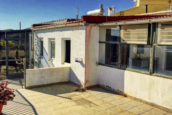 Image No.2-2 Bed Country Property for sale