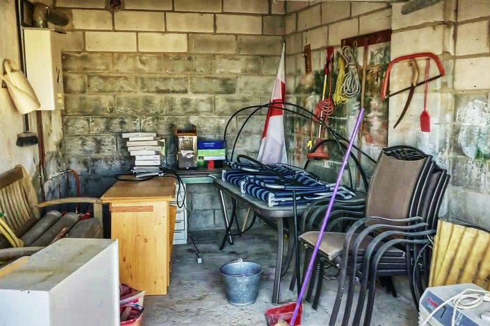 Image No.28-2 Bed Country Property for sale