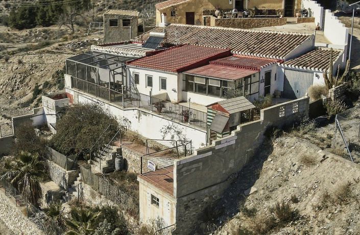 Image No.34-2 Bed Country Property for sale