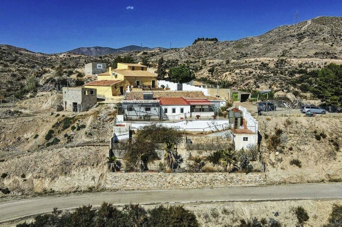 Image No.35-2 Bed Country Property for sale