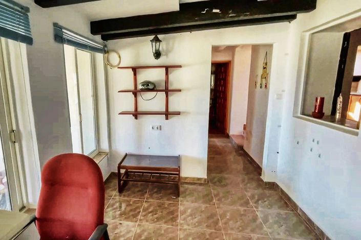 Image No.9-2 Bed Country Property for sale