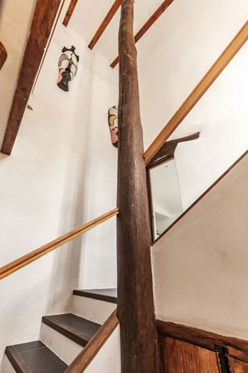 Image No.18-8 Bed Country Property for sale