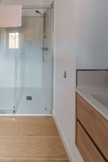 Image No.23-8 Bed Country Property for sale