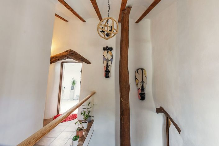 Image No.27-8 Bed Country Property for sale