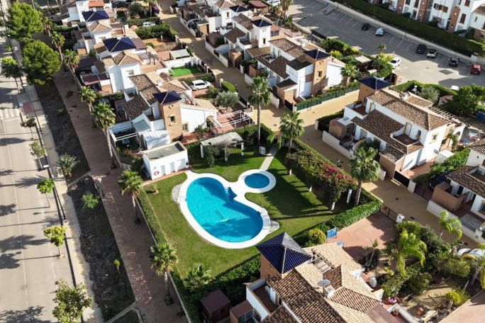 Image No.17-3 Bed Villa for sale