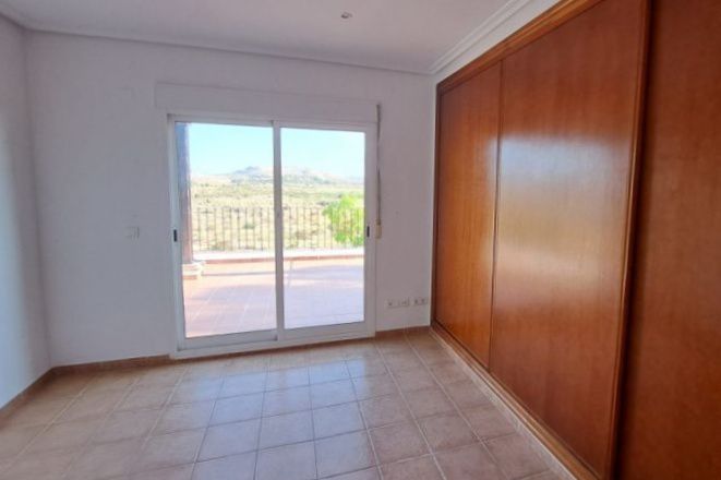 Image No.9-3 Bed Villa for sale