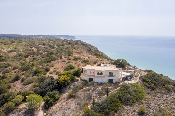Image No.1-3 Bed Villa for sale