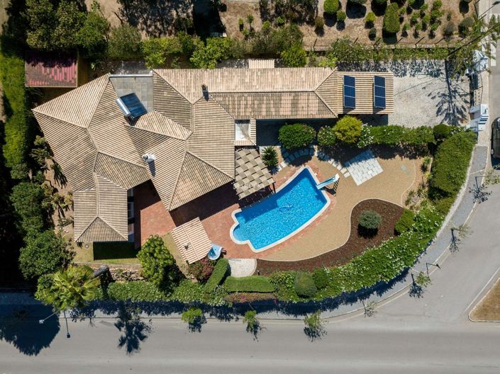 Image No.1-4 Bed Villa for sale