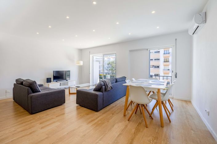 Image No.1-3 Bed Apartment for sale