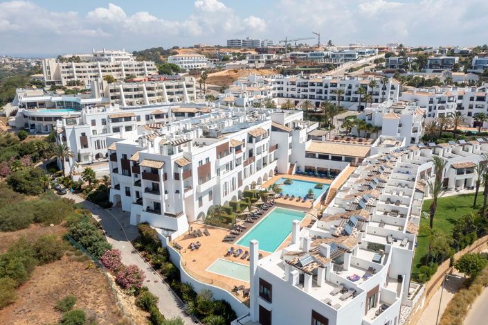 Image No.1-3 Bed Apartment for sale