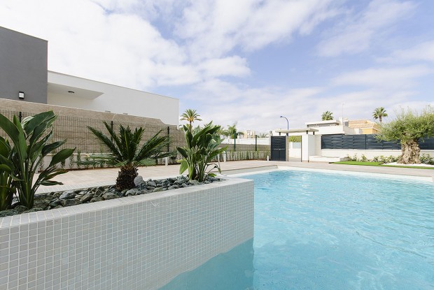 Image No.10-3 Bed Villa for sale