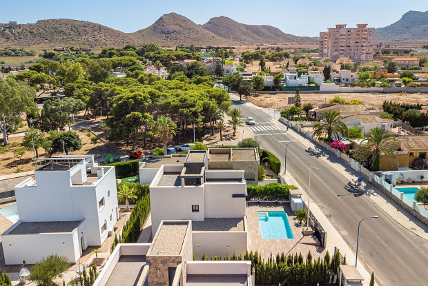 Image No.21-4 Bed Villa for sale