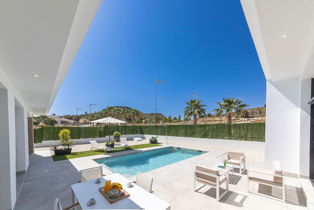 Image No.10-2 Bed Villa for sale