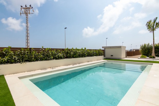 Image No.10-3 Bed Villa for sale