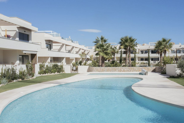 Image No.14-2 Bed Bungalow for sale