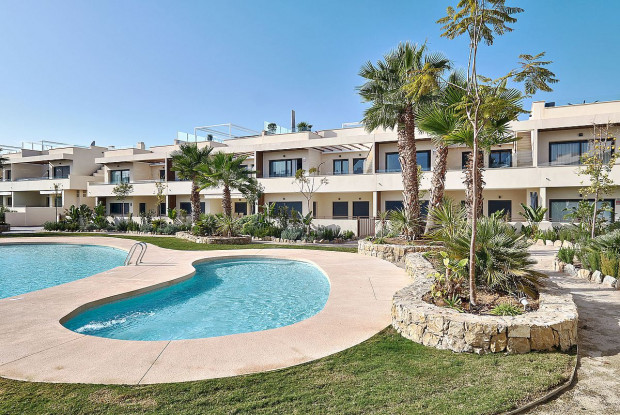 Image No.16-2 Bed Bungalow for sale