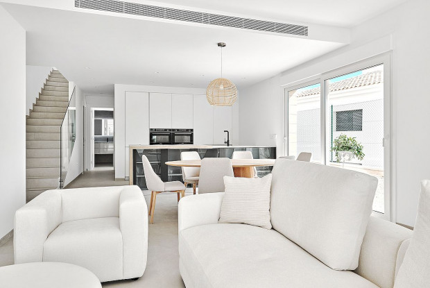 Image No.17-3 Bed Villa for sale