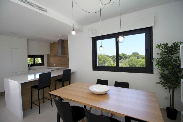 Image No.3-3 Bed Apartment for sale