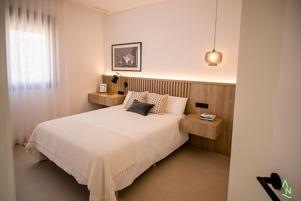 Image No.4-2 Bed Apartment for sale