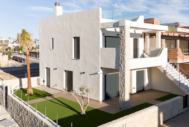 Image No.2-Bungalow de 3 chambres à vendre à Orihuela Costa