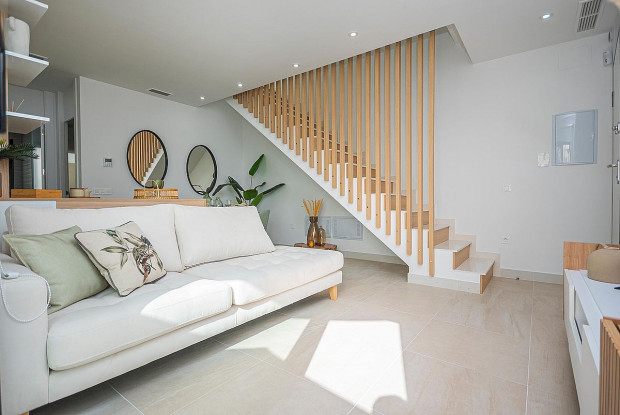 Image No.20-2 Bed Bungalow for sale