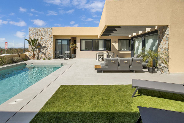 Image No.10-4 Bed Villa for sale