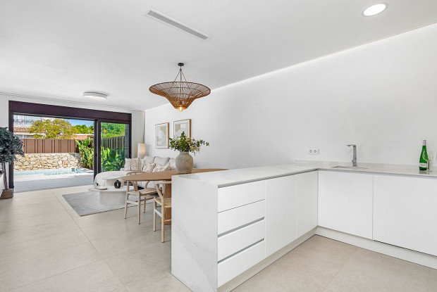 Image No.18-3 Bed Villa for sale