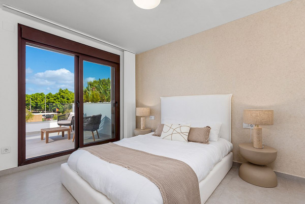 Image No.5-3 Bed Villa for sale