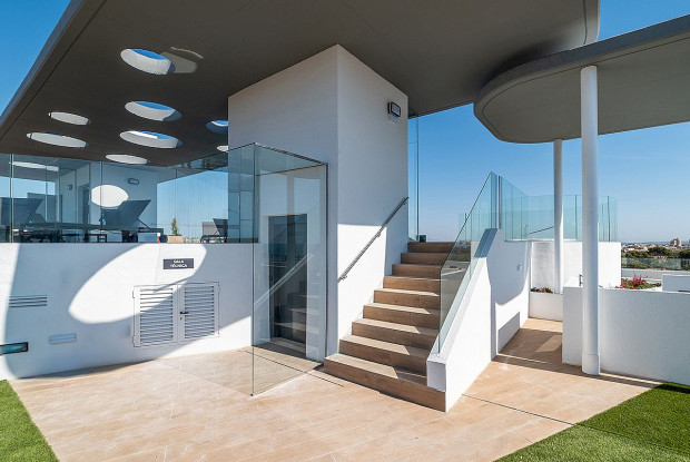 Image No.17-3 Bed Apartment for sale