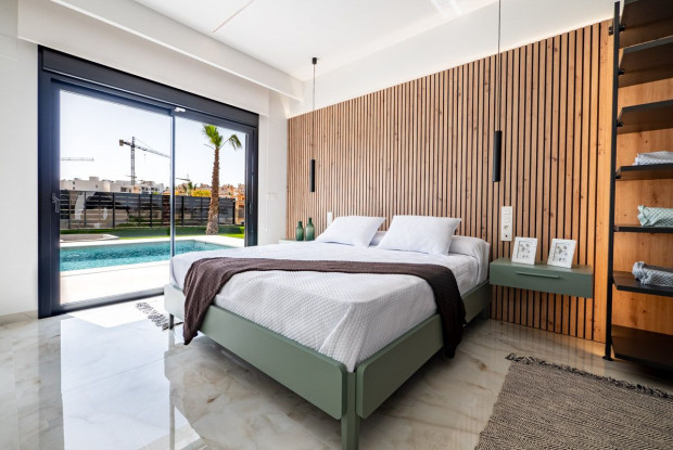 Image No.5-3 Bed Villa for sale