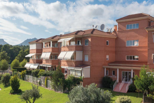 Image No.1-3 Bed Apartment for sale